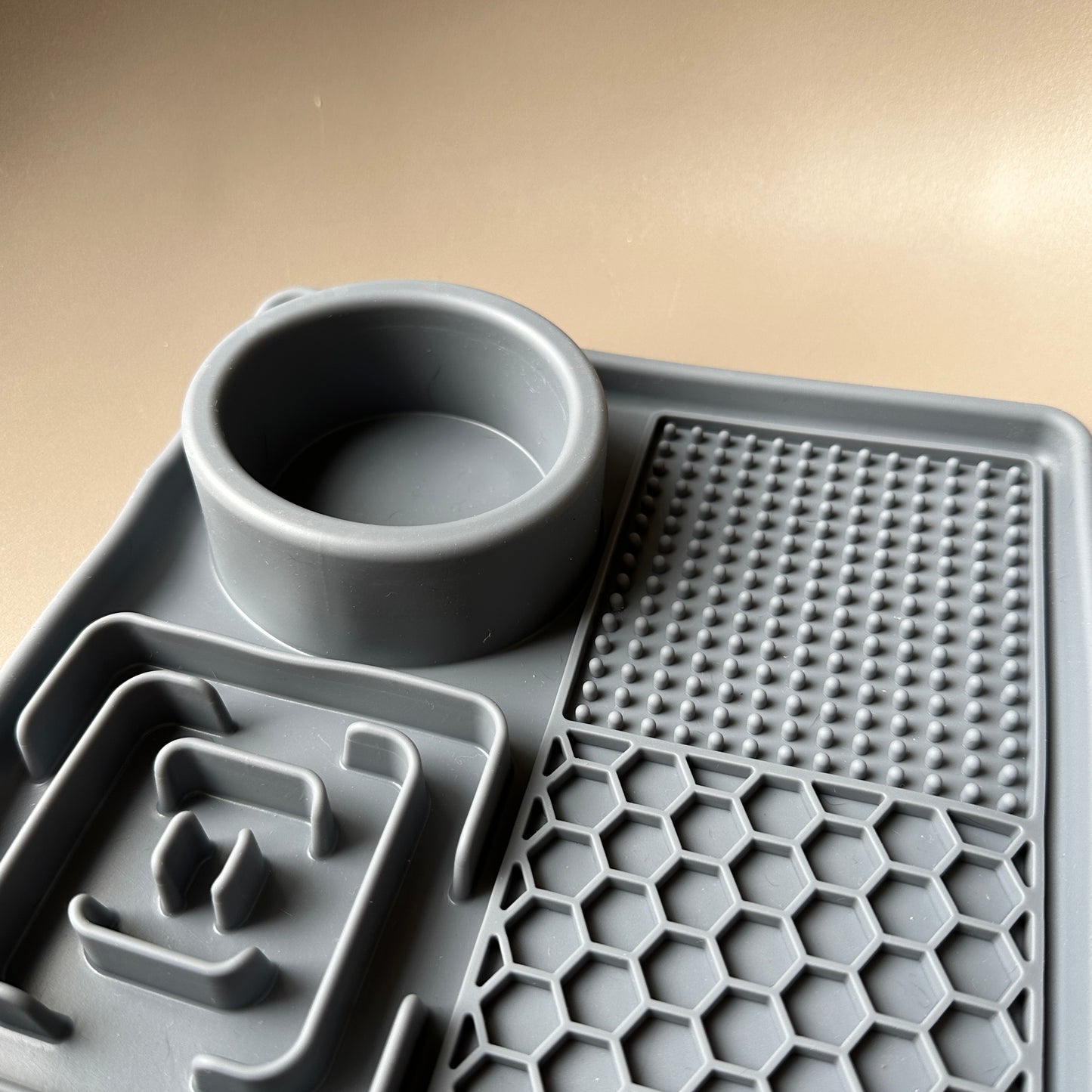 3 in 1 Slow Feeder Lick Mat