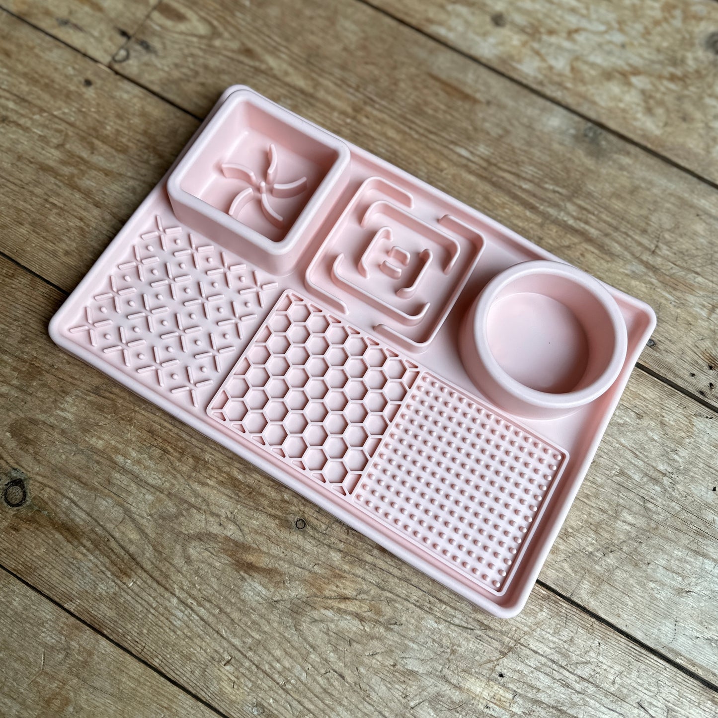 3 in 1 Slow Feeder Lick Mat