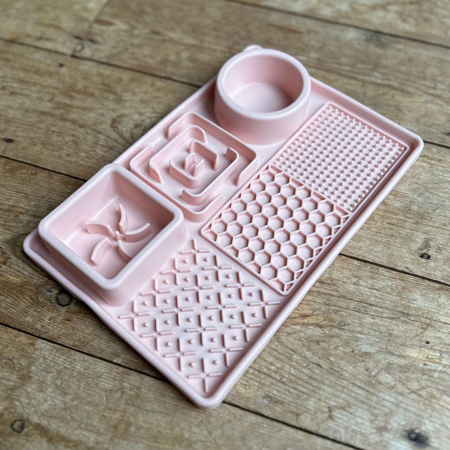 3 in 1 Slow Feeder Lick Mat