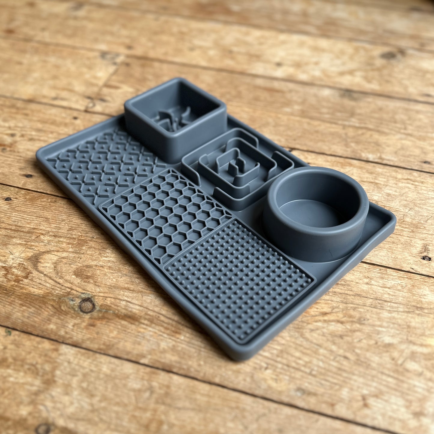 3 in 1 Slow Feeder Lick Mat